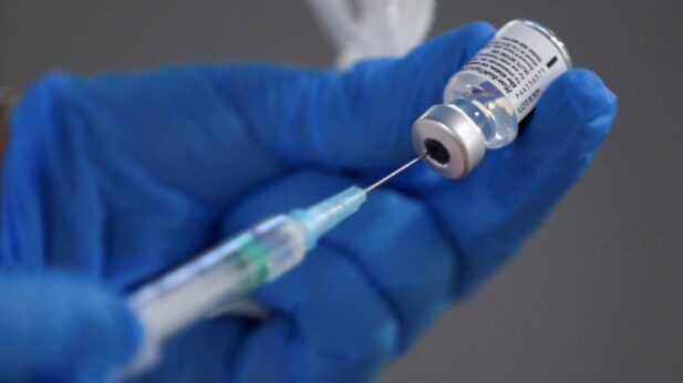 The vaccine is not enough, Canadian researchers suggest: only take one dose