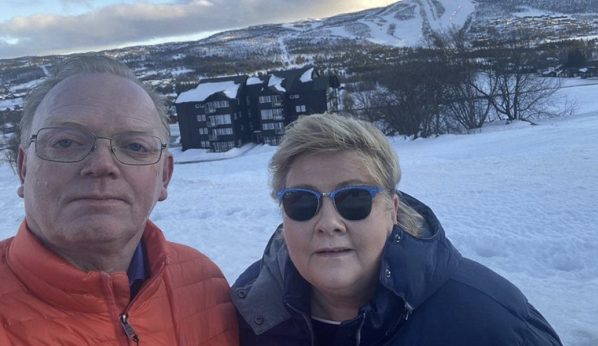 Norwegian Prime Minister Solberg was fined for violating pandemic control measures.