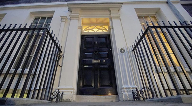 image 30 9 The British Prime Minister's "renovation of the door" incident led to more inside information The three Tory prime ministers all have special ties to donors
