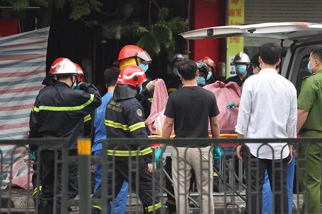 A fire broke out in a shop in Hanoi, Vietnam, killing 4 people.