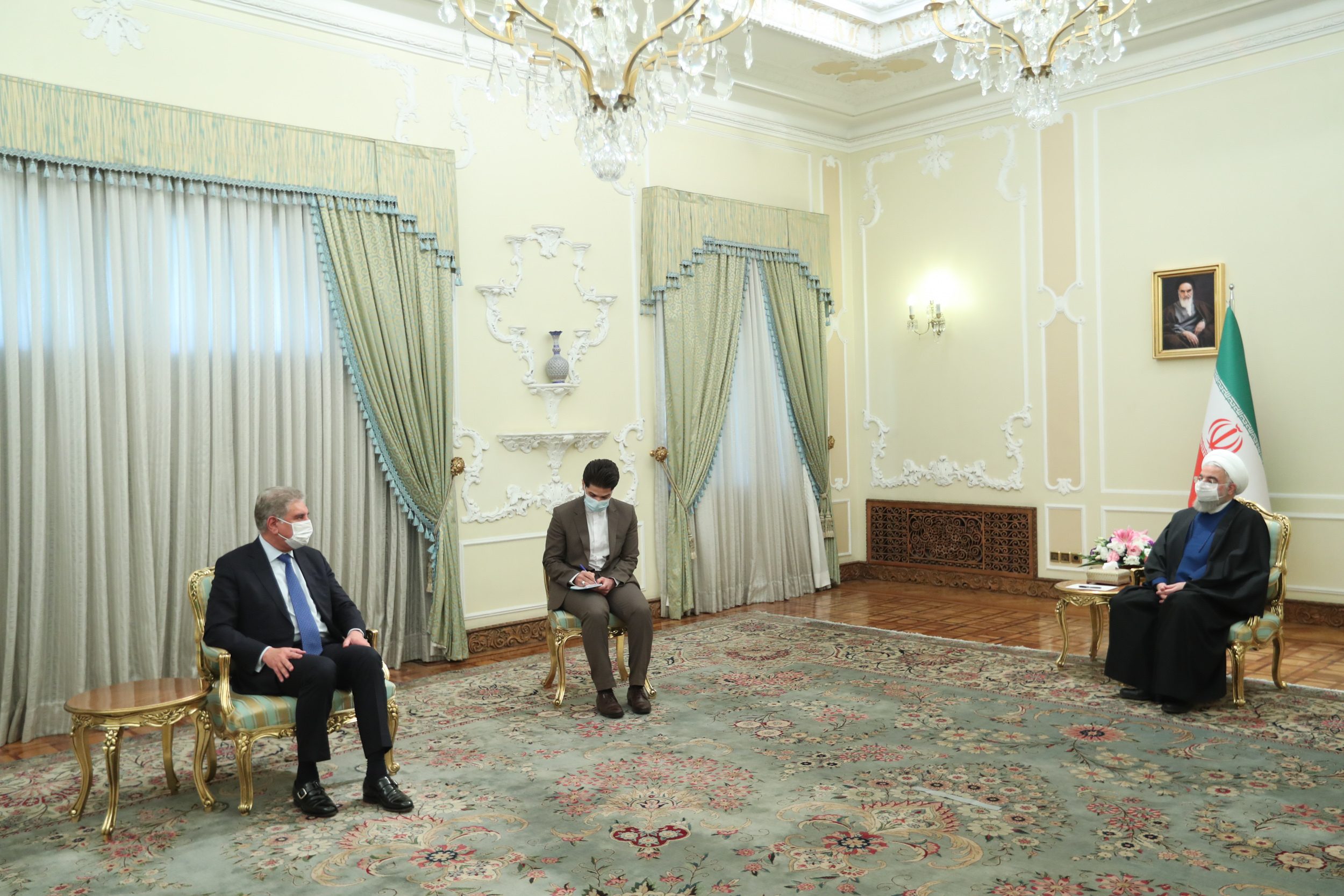 Iranian President Rouhani meets with Pakistani Foreign Minister Qureshi in Tehran, Iran, April 21, 2021. People's Vision Map