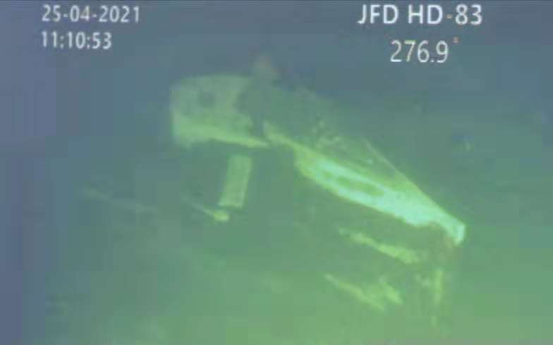 The Indonesian navy confirmed that the sunken submarine had disintegrated into three major parts