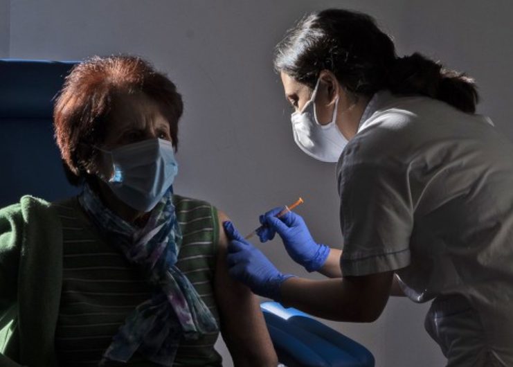 Italian woman hit 6 times dose of Coronavirus vaccine expert: second shot still need to be beaten