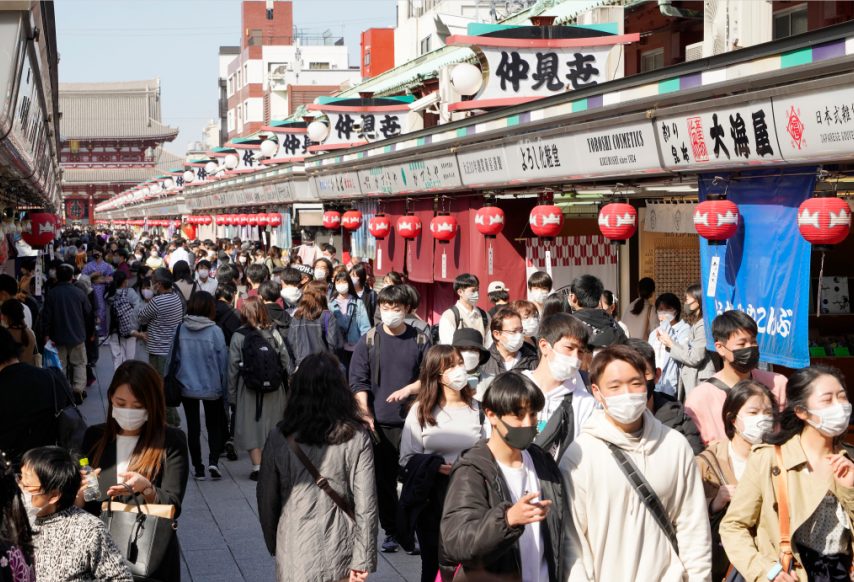 The Japanese government plans to extend the state of emergency in tokyo and other 4 regions