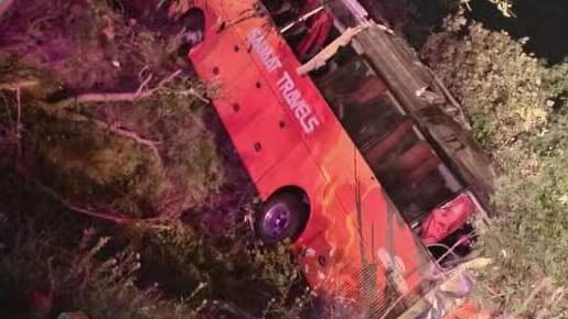 A bus crash in Pakistan killed 13 people and injured 25 others