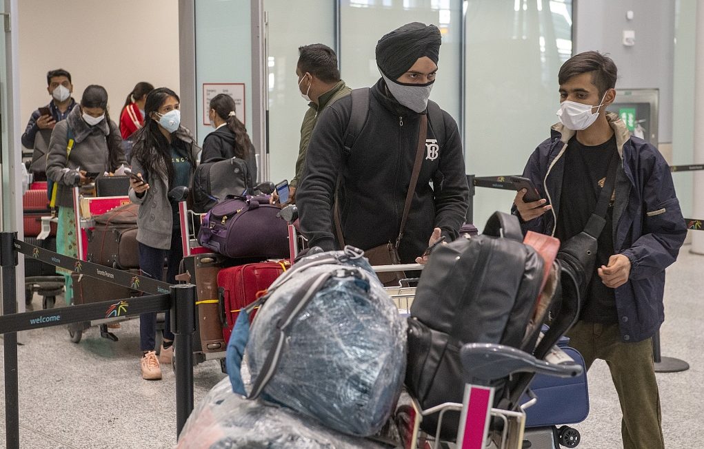 Japan tightened immigration controls on three countries, including India: four negative passengers to enter quarantine