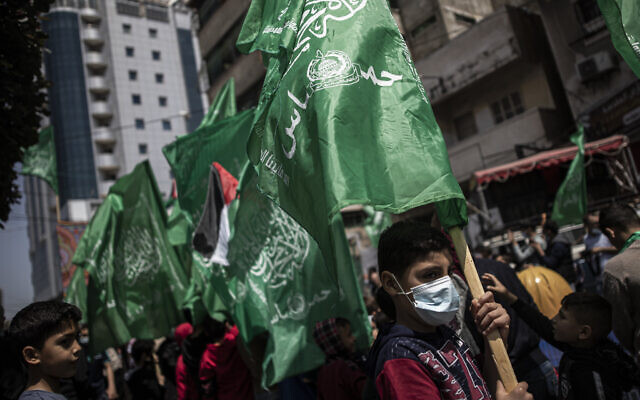 Hamas has warned Israeli forces not to start ground fighting in the Gaza Strip
