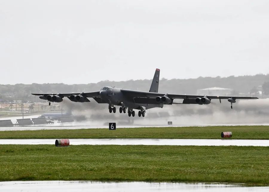 Are American bombers going to play with China and Russia?