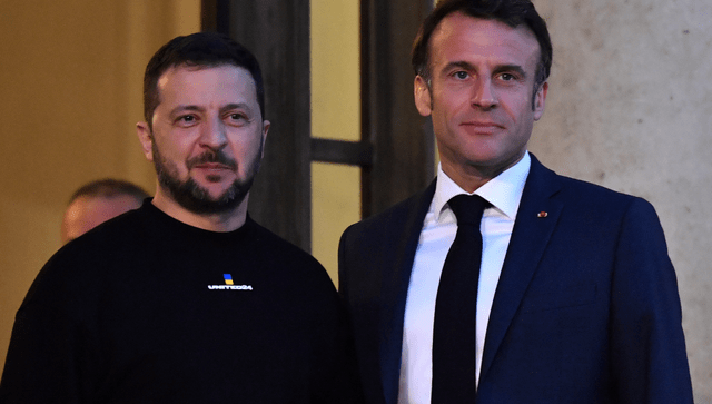 French President Macron met with Ukrainian President Zelensky in Paris]